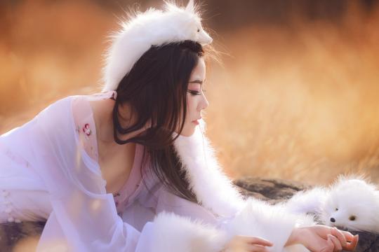 没开口的榛子怎么吃(榛子怎么吃榛子没有裂缝怎么剥)