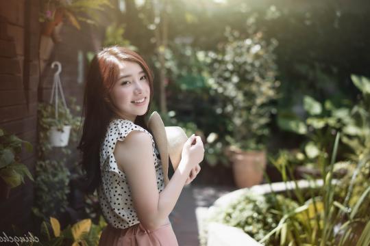 三类女性不宜喝蜂王浆(蜂王浆是什么味道,每天喝几克最好,适合什么人喝？)
