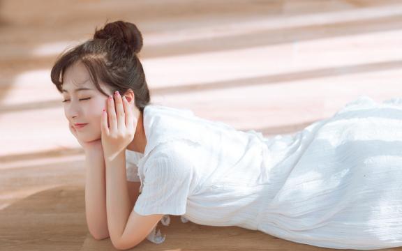 雄黄手串的价格(雄黄手串的功效与作用)