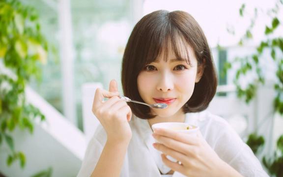 胃酸是什么原因造成的(胃酸过多是什么原因造成的)