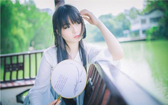 葱油小鲍鱼的做法(清蒸鲍鱼最简单的四种家常做法)