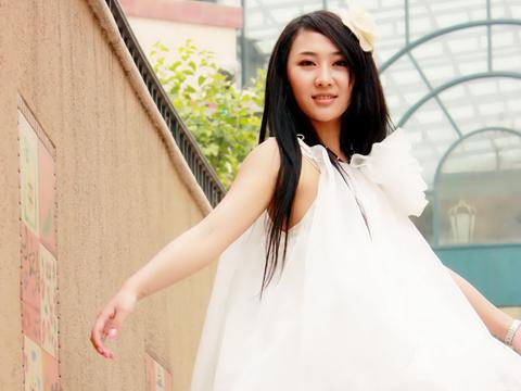 菊花泡水喝有什么好处(贡菊泡水喝有什么好处)
