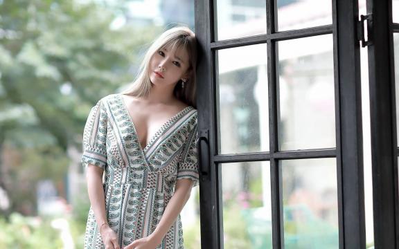 例假20多天不停怎么办(月经20多天一直不走)