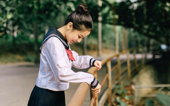 白蘑菇怎么炒好吃又营养(东北的白蘑菇怎样炒好吃？)