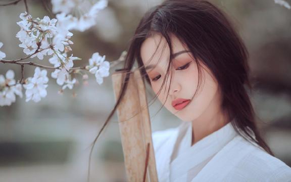 试试松针茶，享受健康有益的生活
