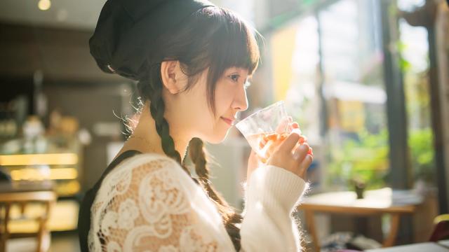 电饭锅猪皮冻的熬制方法(猪皮烧了还能做皮冻吗？该怎么做？)