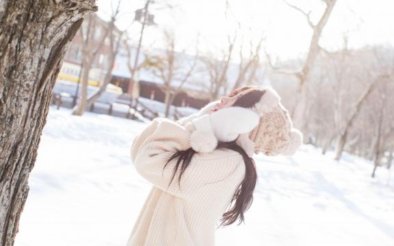 突发公告：停牌核查！股价暴涨752%，被重点监控！公司连亏5年，因付不起188万元家具款破产预重整
