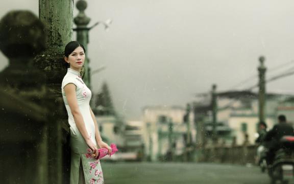 从花蜜到枫糖，蜂蜜的种类多样性和效用你该知道。